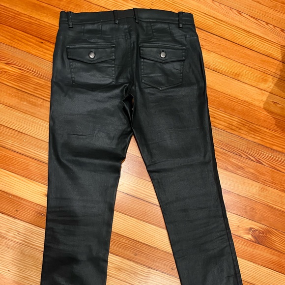 Coated black jeans - Picture 4 of 5